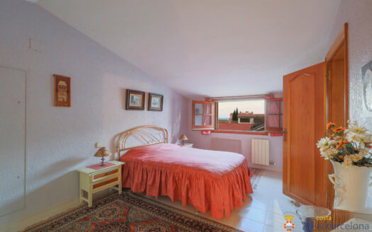 Дом на улице Pius xii в Вилассар-де-Дальт