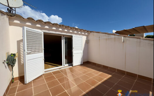 Дом в Санта-Сусанна