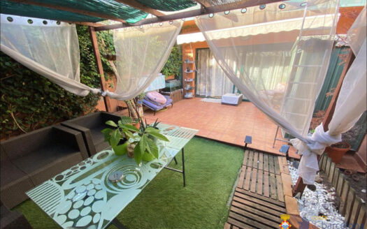 Таунхаус в Палафольсе