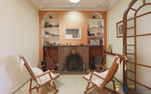 Дом в Премиа-де-Мар