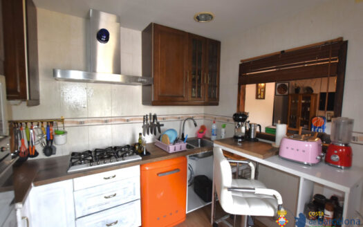 Квартира на улице Rambla Riera i Penya в Аренис-де-Мунт