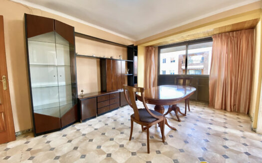 Квартира на Ronda Prim в Матаро