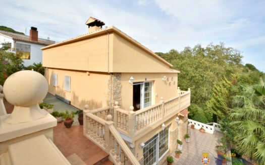 Дом в Can Moré-Santa Anna