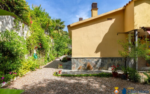 Дом в Сант-Себриа-де-Вальяльта