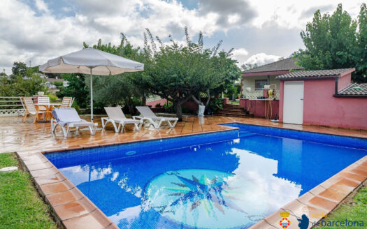 Дом в Тордера