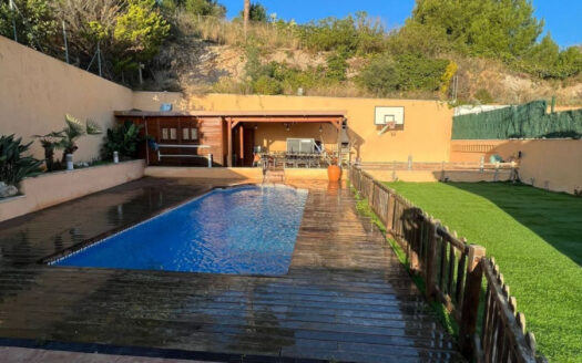 Дом в Калелье