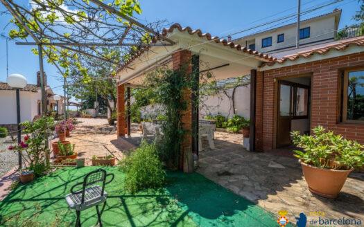 Дом в Матаро