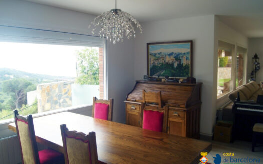 Вилла в Алелье