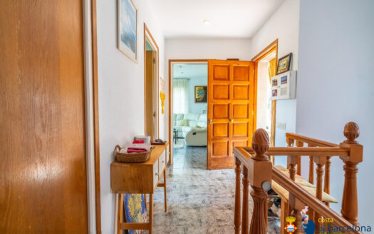 Дом в Сант-Себриа-де-Вальяльта